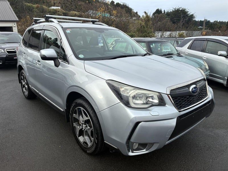 2013 Subaru Forester 2.0XT EYESIGHT 4WD, photo 2