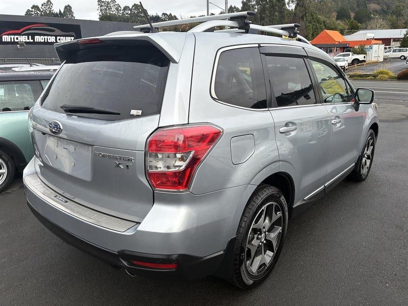 2013 Subaru Forester 2.0XT EYESIGHT 4WD, photo 3