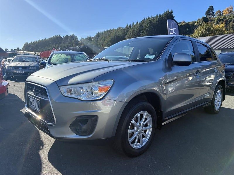 2013 Mitsubishi ASX 2WD 2.0P CVT LS, photo 2