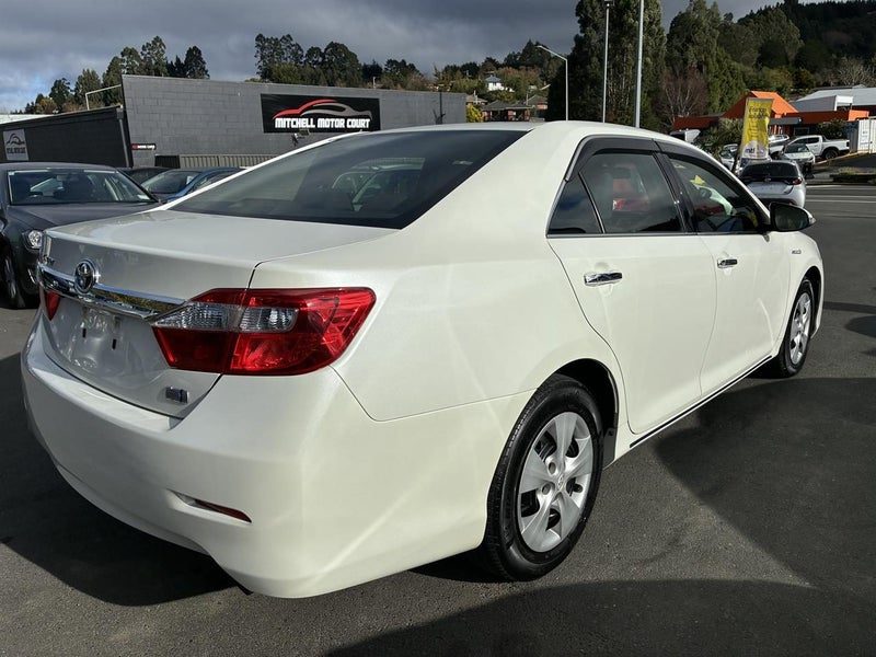 2013 Toyota Camry 4D HYBRID, photo 3