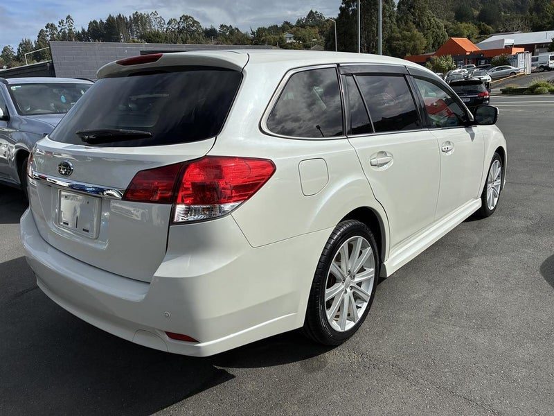 2012 Subaru Legacy wagon 4WD 2.5I EYESIGHT Package, photo 3