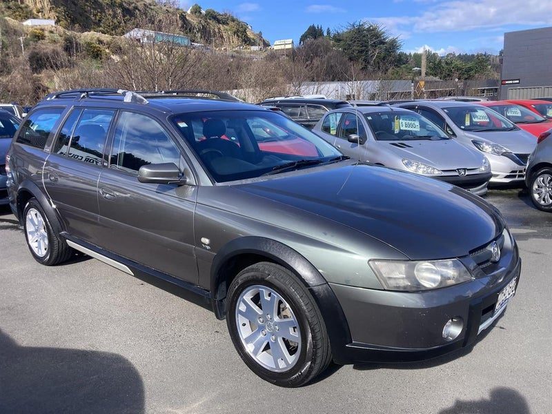 2004 Holden Adventra VY2 LX8, photo 2