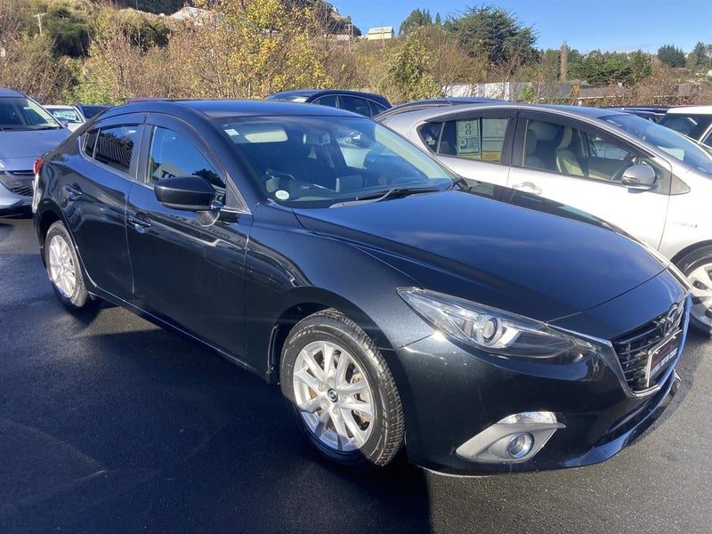 2014 Mazda Axela HYBRID-S, photo 2