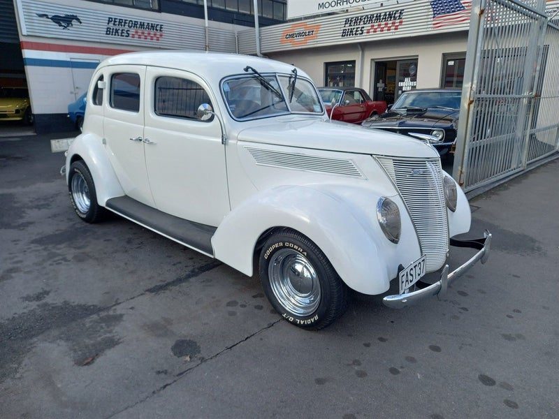 1937 Ford V8 1937 FLATBACK BIG BLOCK HOT ROD