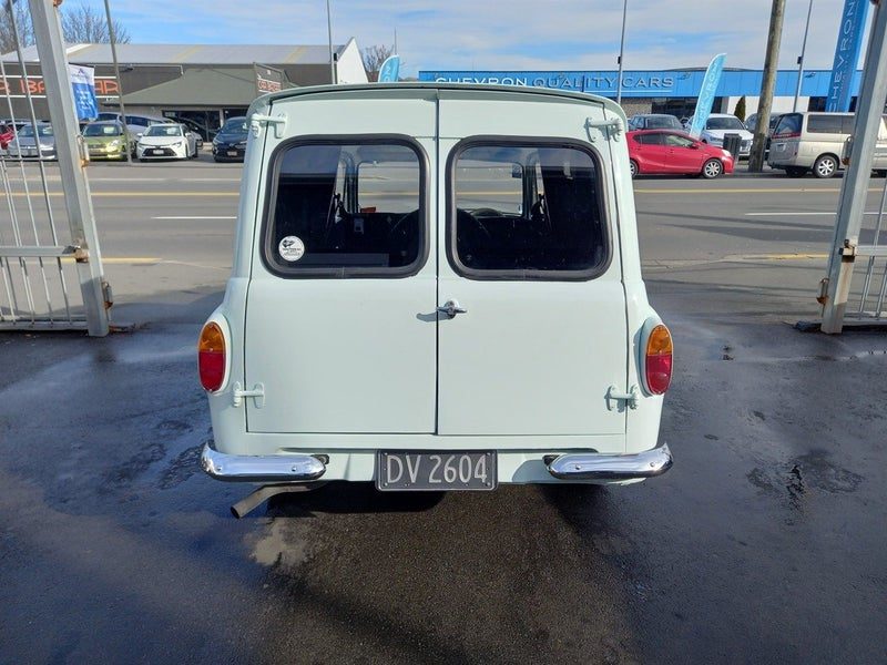 1965 Ford Anglia 350 PANEL VAN, photo 3