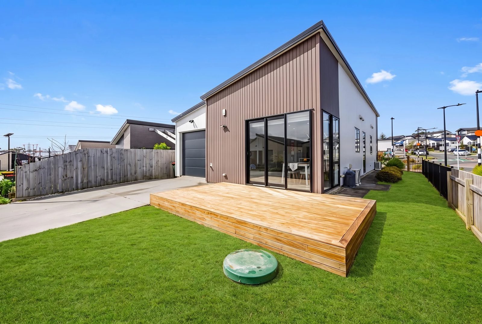 16 Taiororua Avenue, Massey, photo 19