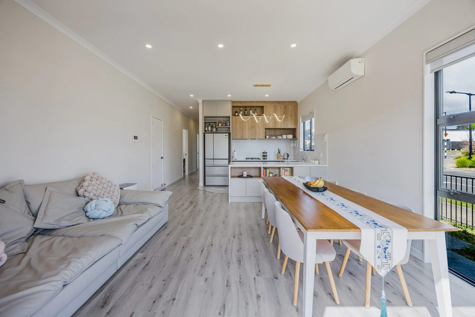 16 Taiororua Avenue, Massey, photo 9