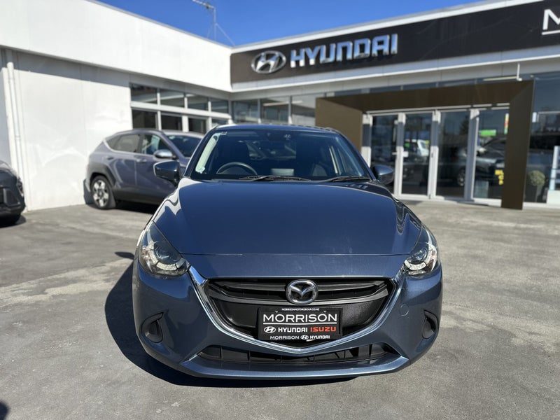 2015 Mazda Demio 13S, photo 2