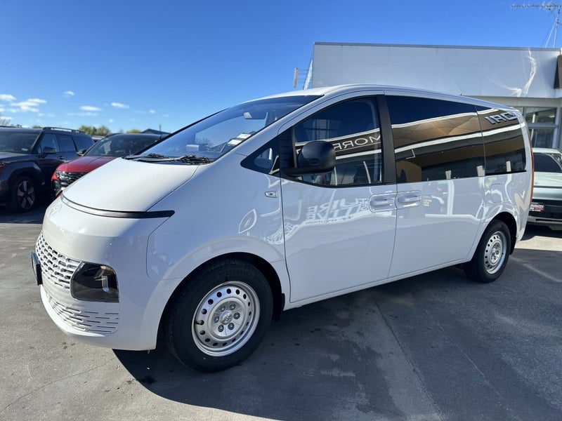 2026 Hyundai Staria Load 2.2DT 8AT Barn Door, photo 3