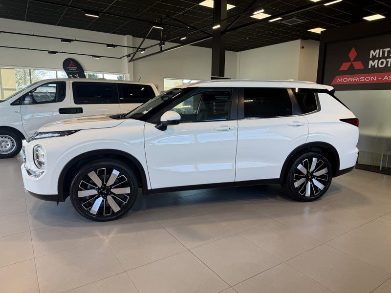 2022 Mitsubishi Outlander XLS 2.5P/4WD/CVT, photo 2