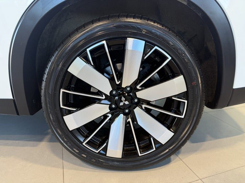 2022 Mitsubishi Outlander XLS 2.5P/4WD/CVT, photo 3