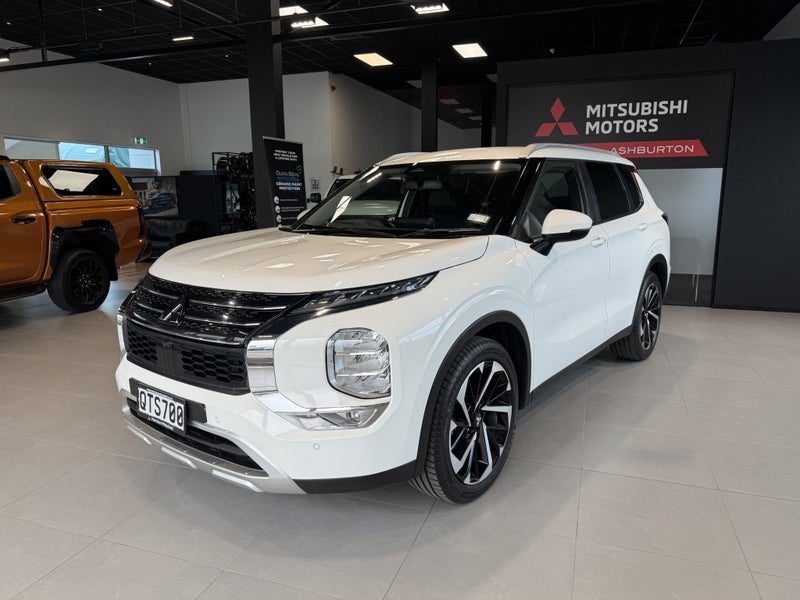2024 Mitsubishi Outlander XLS 2.5P/4WD/CVT
