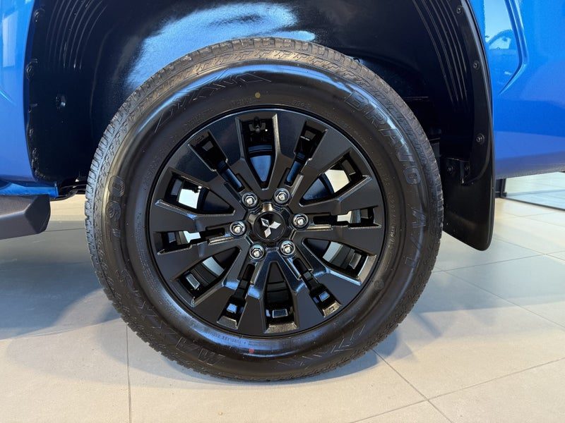 2026 Mitsubishi Triton DC WS 2.4D GLXR 4WD 6AT, photo 3