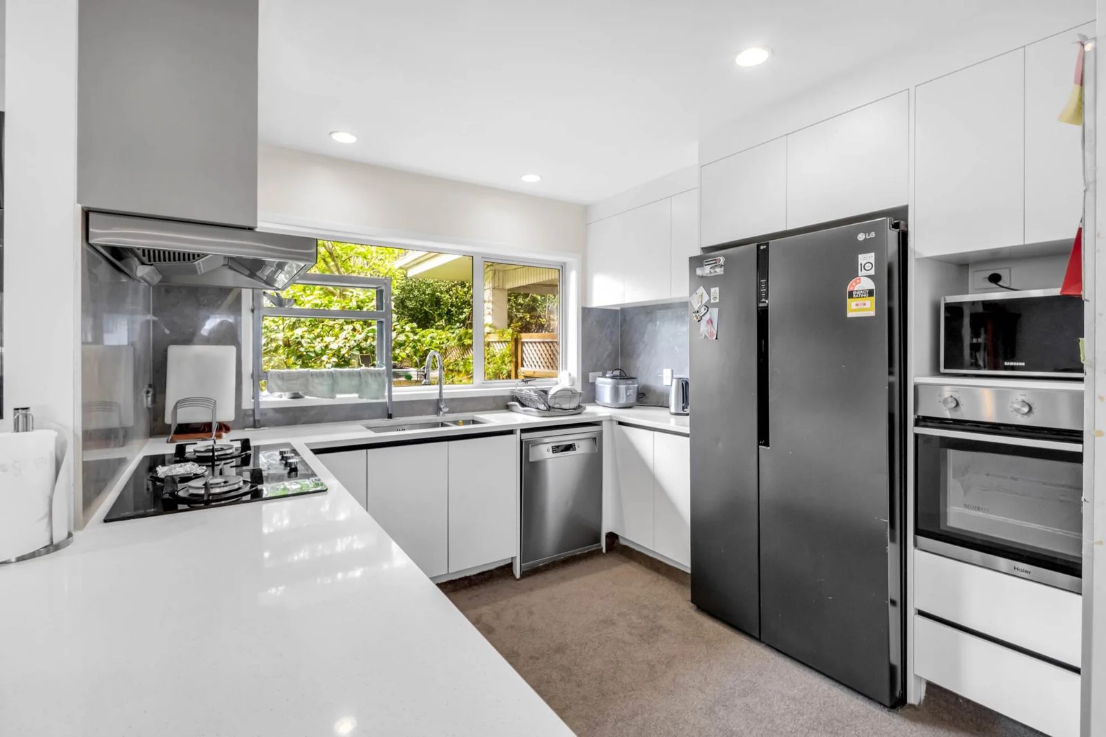 9 Priestley Drive, Bucklands Beach, photo 5