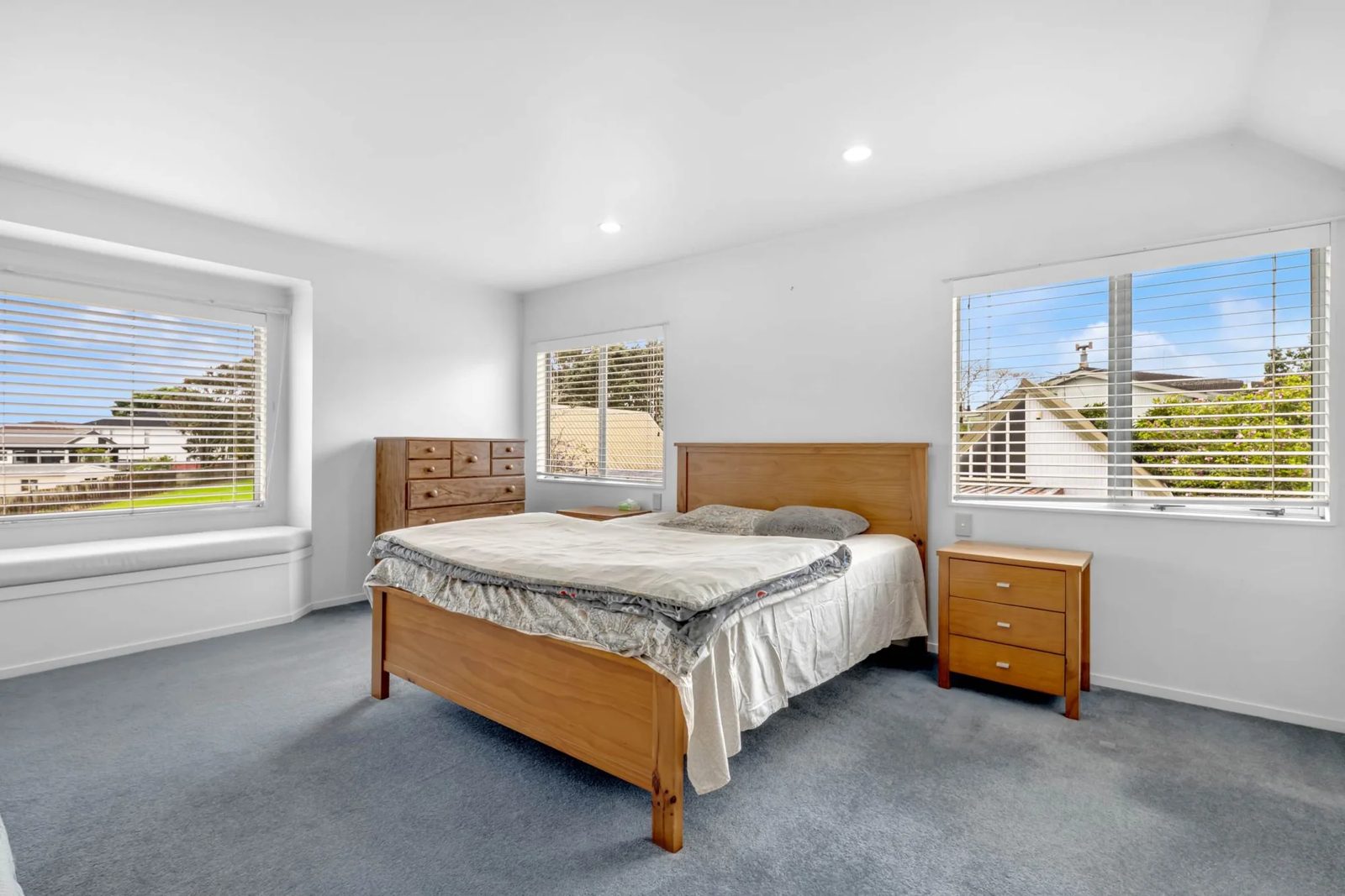 9 Priestley Drive, Bucklands Beach, photo 7
