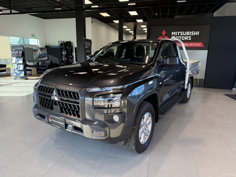2026 Mitsubishi Triton CC CH 2.4D GLX 4WD 6AT