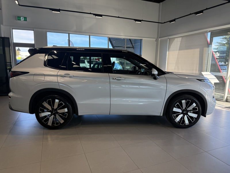 2026 Mitsubishi Outlander 2.5P EXCEED 4WD CVT, photo 3