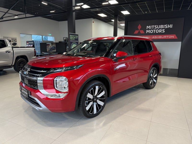 2026 Mitsubishi Outlander PHEV VRX 4WD