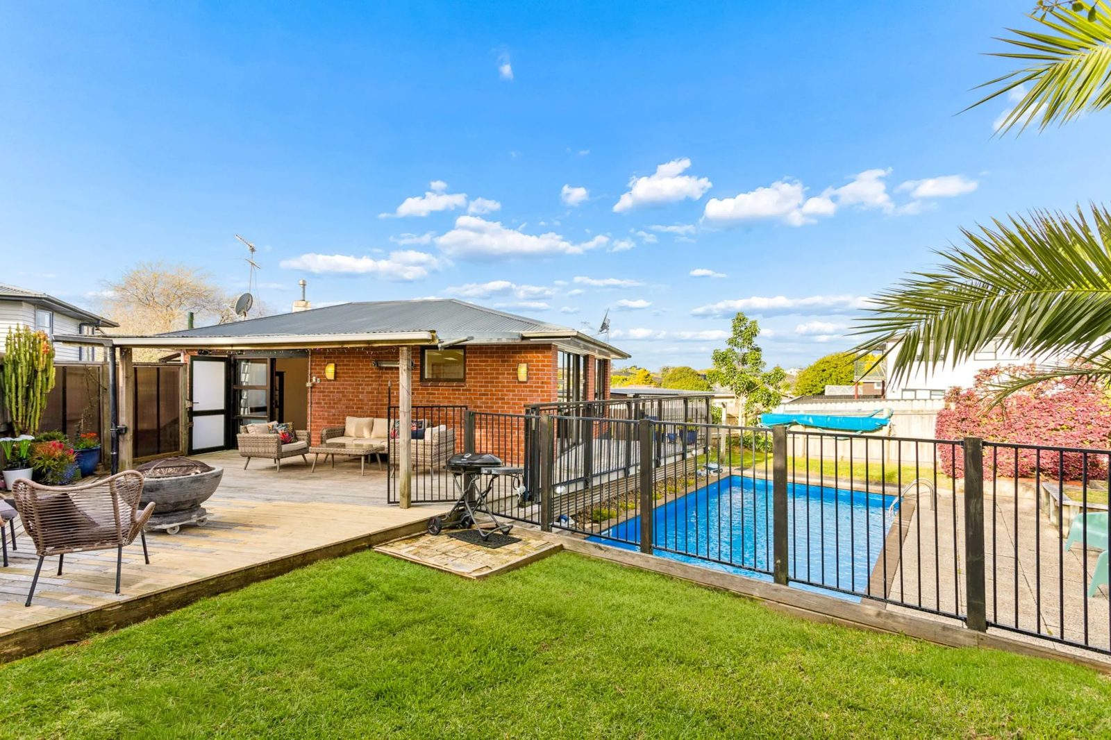 1/34 Taioma Crescent, Te Atatu Peninsula, photo 8