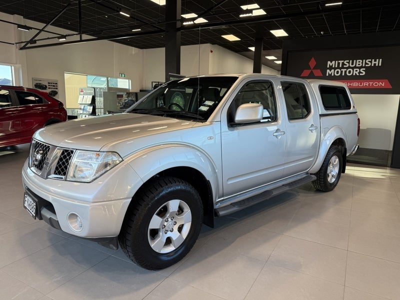 2011 Nissan Navara D/C 2.5D 4WD ST AT
