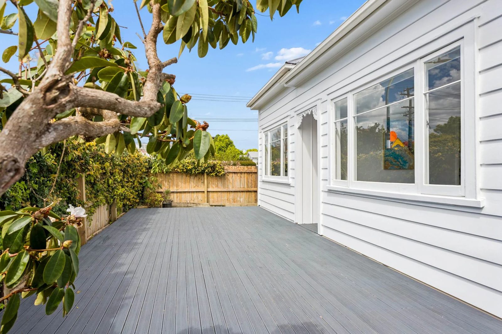 2 Holly Street, Avondale, photo 2