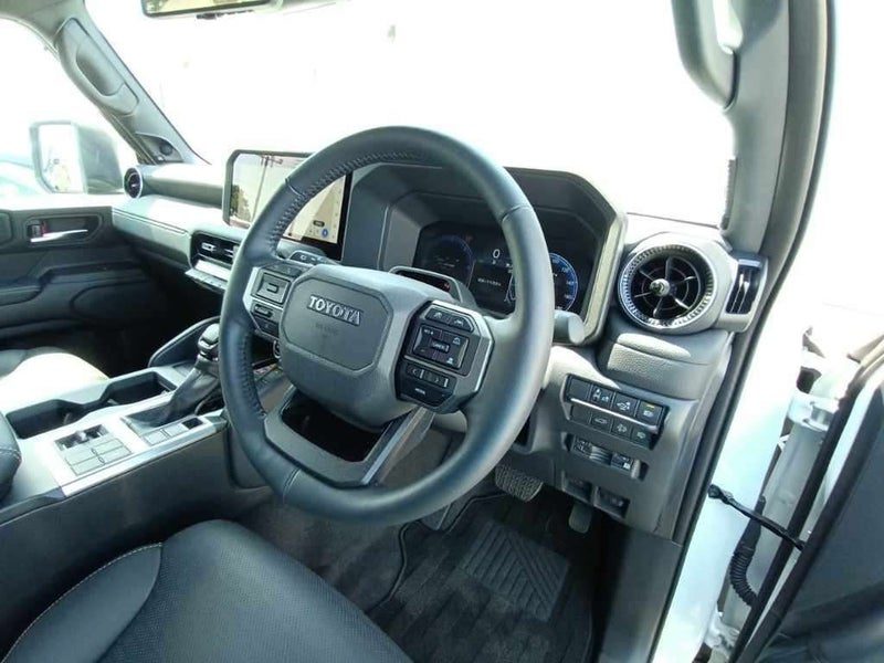 2025 Toyota Land Cruiser Prado 250 VX 4WD Diesel, photo 3