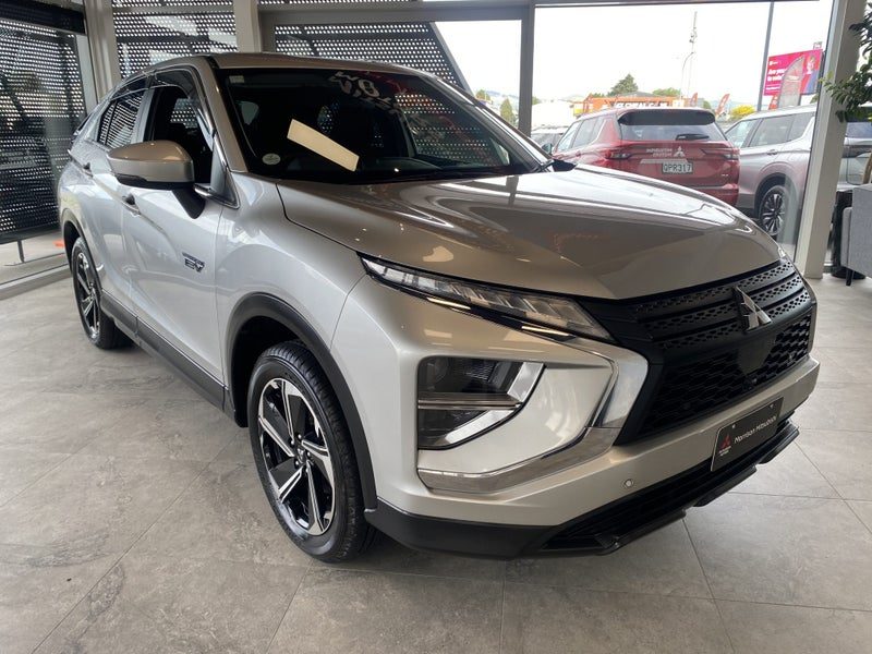 2022 Mitsubishi Eclipse Cross Phev, photo 2