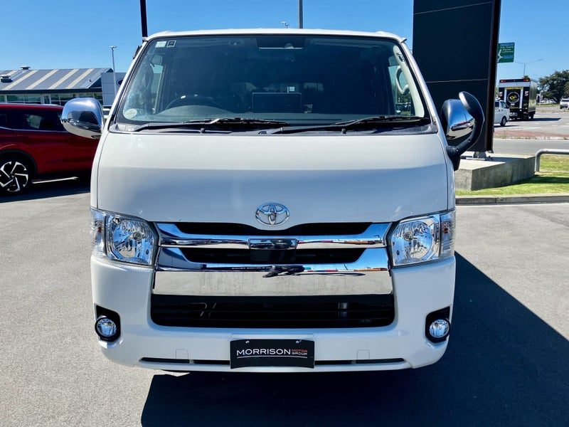 2018 Toyota Hiace, photo 3