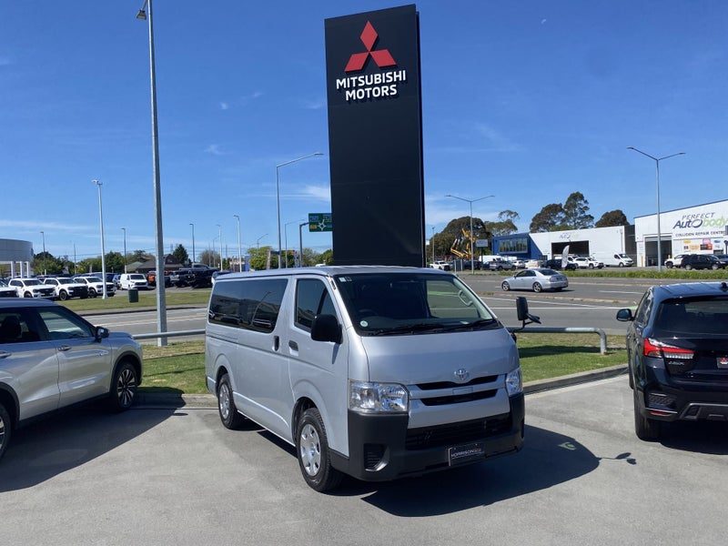 2019 Toyota Hiace 5DR DIESEL