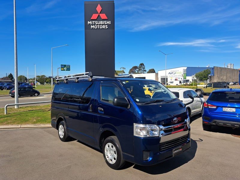2018 Toyota Hiace 5DR DIESEL