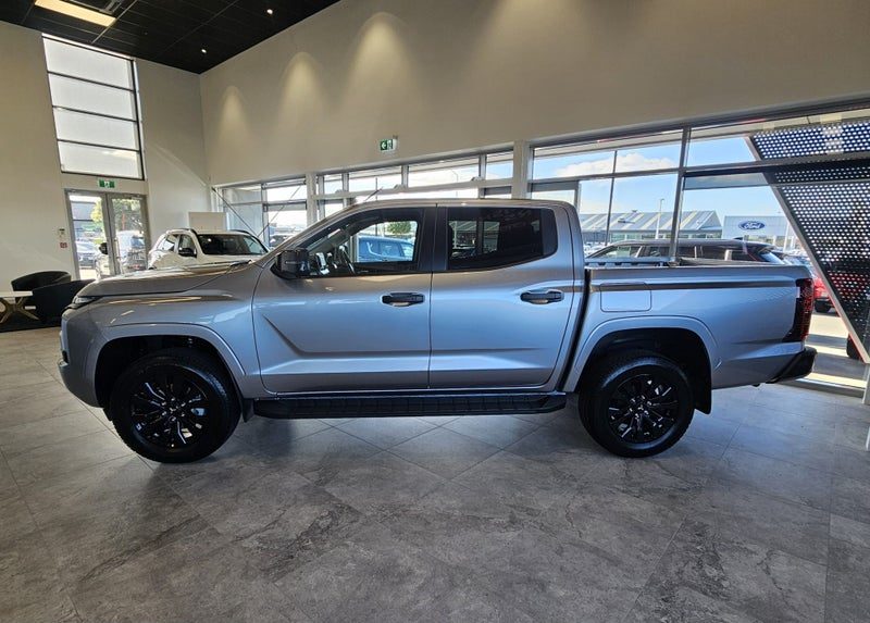 2026 Mitsubishi Triton DC WS 2.4D GLXR 4WD 6AT, photo 2