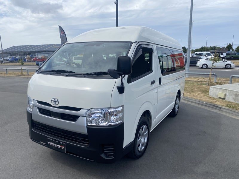 2022 Toyota Hiace 5DR PETROL HIGHROOF, photo 2