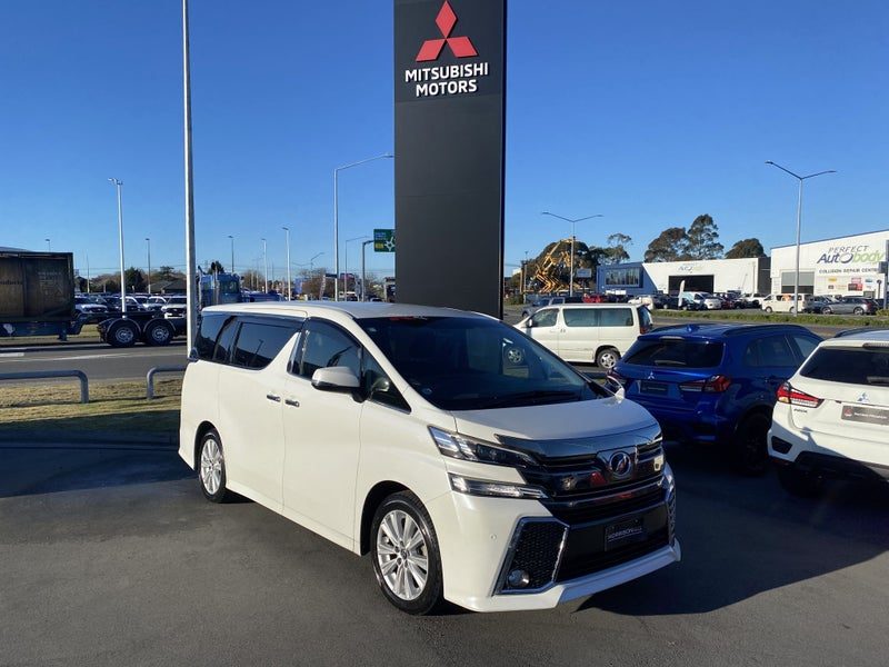 2015 Toyota Vellfire 2.5Z 8 SEATER