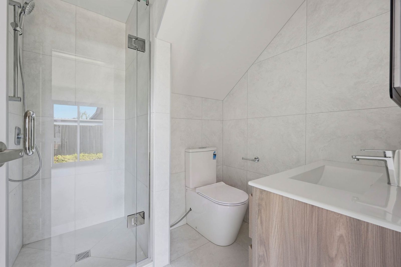 1,2,4,5/3 Deas Place, Otahuhu, photo 18