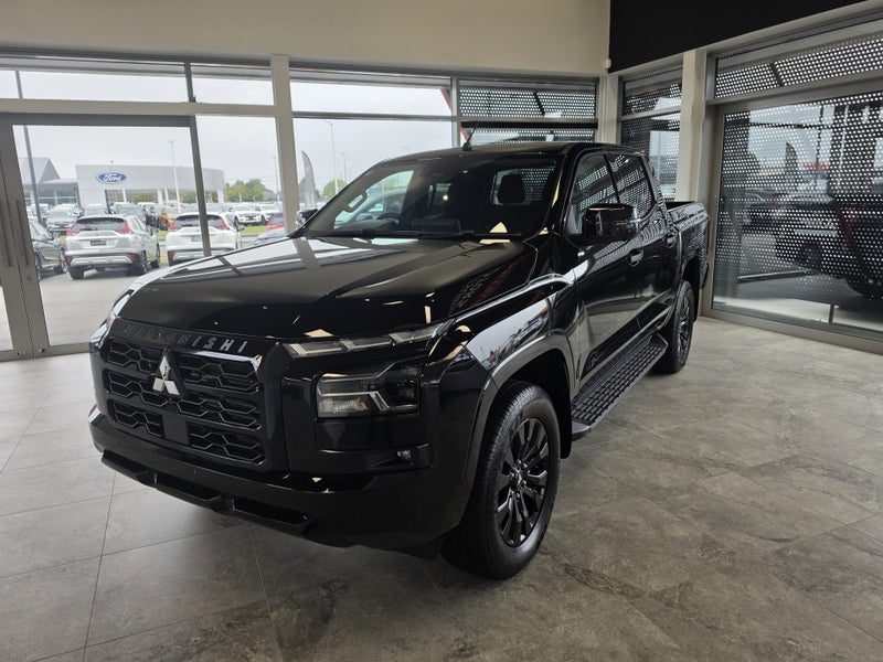 2026 Mitsubishi Triton DC WS 2.4D GLXR 4WD 6AT, photo 3