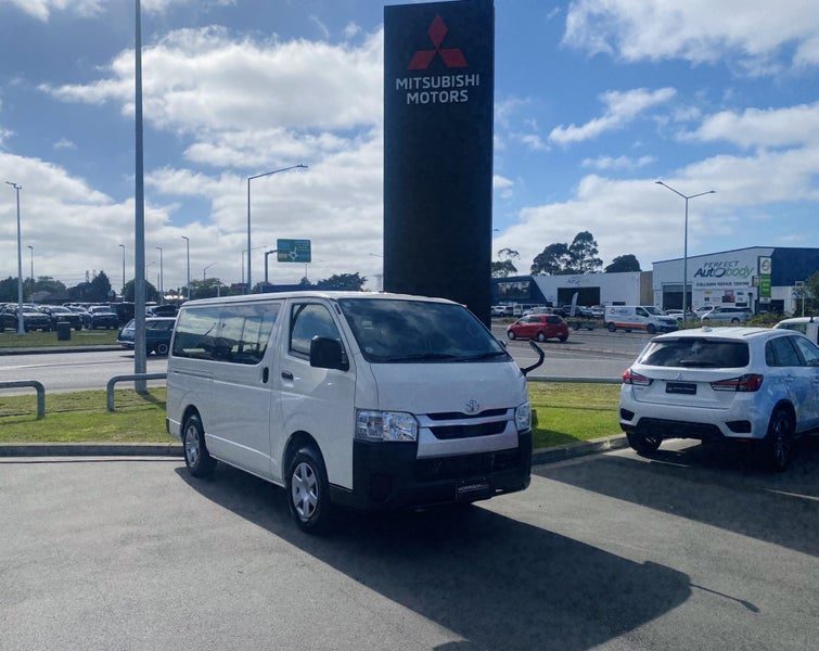 2021 Toyota Hiace 5DR Diesel 4WD