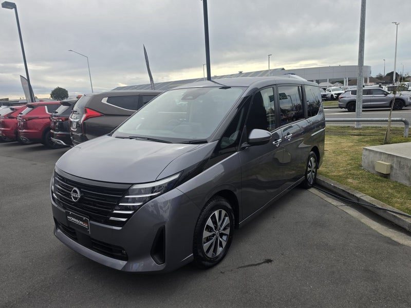 2023 Nissan Serena XV 8 SEATER LATEST MODEL, photo 2