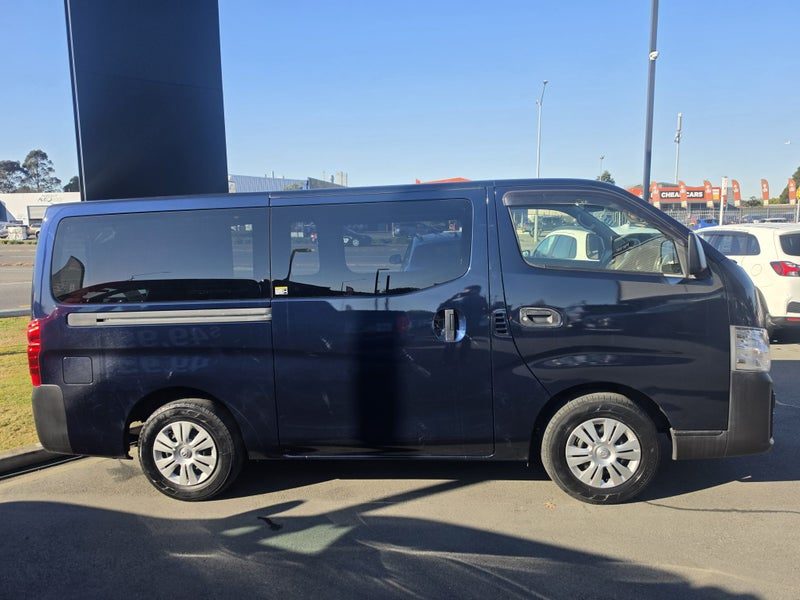 2022 Nissan NV350 CARAVAN 5DR PETROL, photo 2