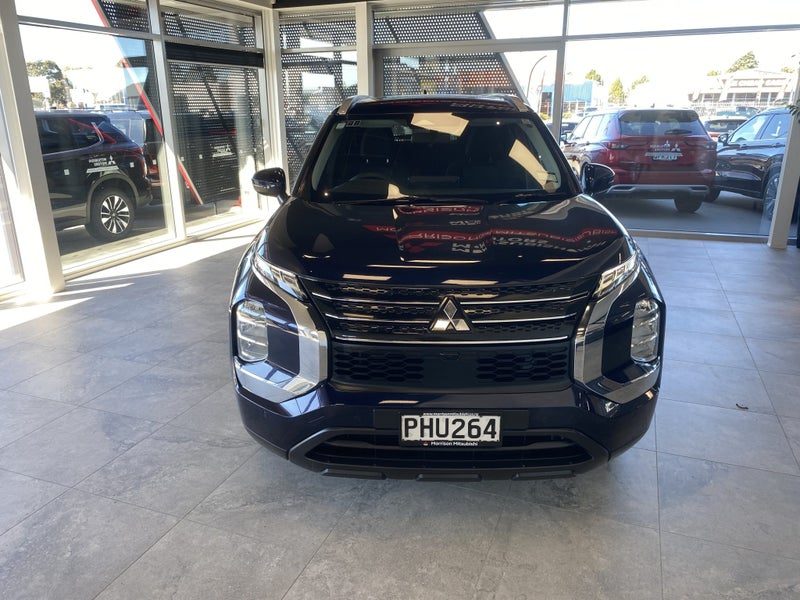 2022 Mitsubishi Outlander LS 2.5P/CVT, photo 2