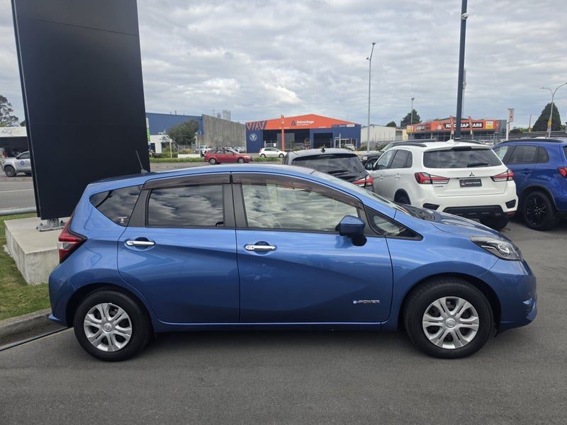 2018 Nissan Note E-POWER LOW KMS, photo 2
