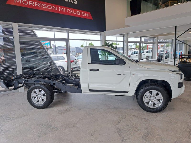 2025 Mitsubishi Triton SC CH 2.4D GLX 2WD 6AT, photo 2