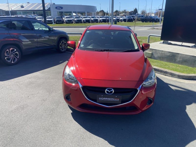 2015 Mazda Demio 13S, photo 2