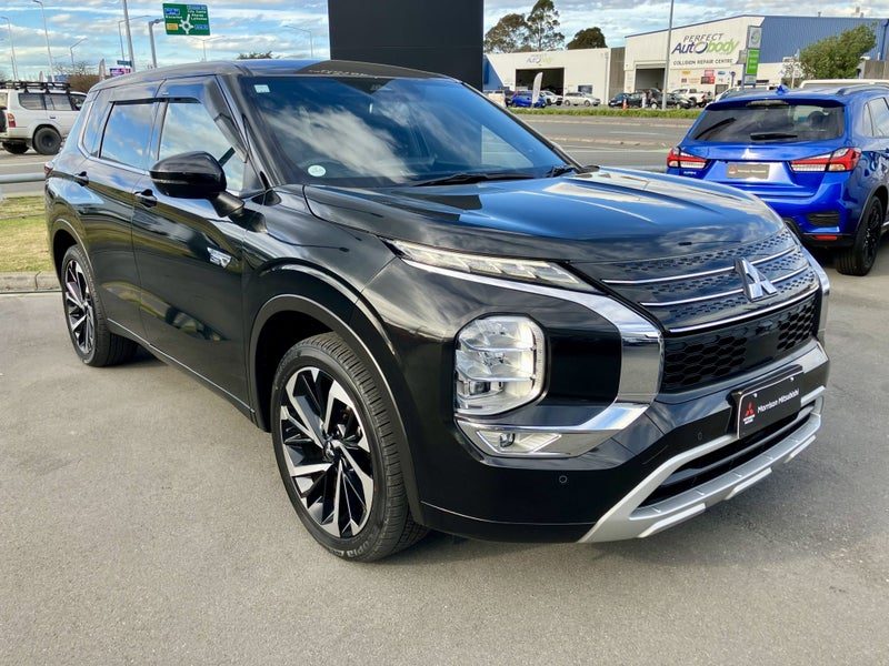 2021 Mitsubishi Outlander PHEV EXCEED 7 SEATER, photo 2