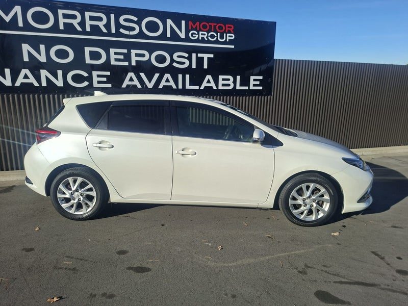 2015 Toyota Corolla AURIS 180S LOW KMS, photo 2