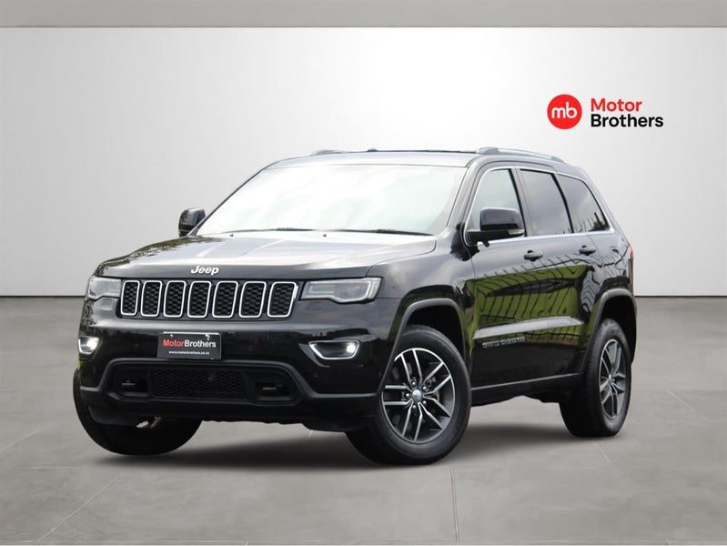 2018 Jeep Grand Cherokee LAREDO 3.6L V6 4X4, photo 3