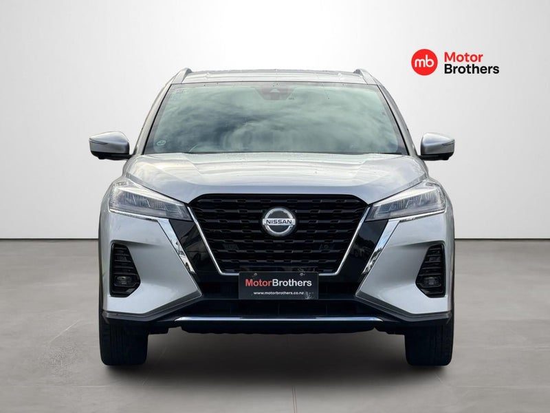 2020 Nissan Kicks X Hybrid, photo 2