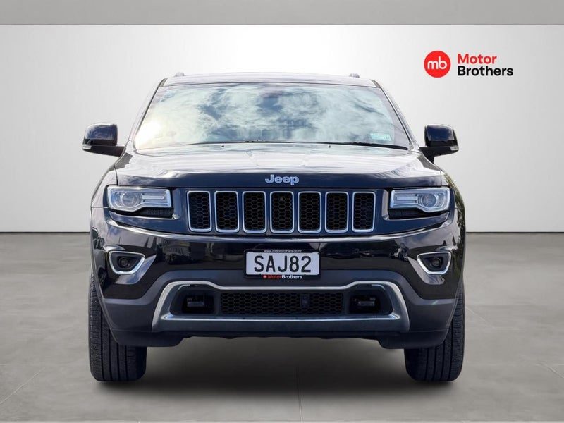2015 Jeep Grand Cherokee LAREDO 3.6L V6 4X4, photo 2