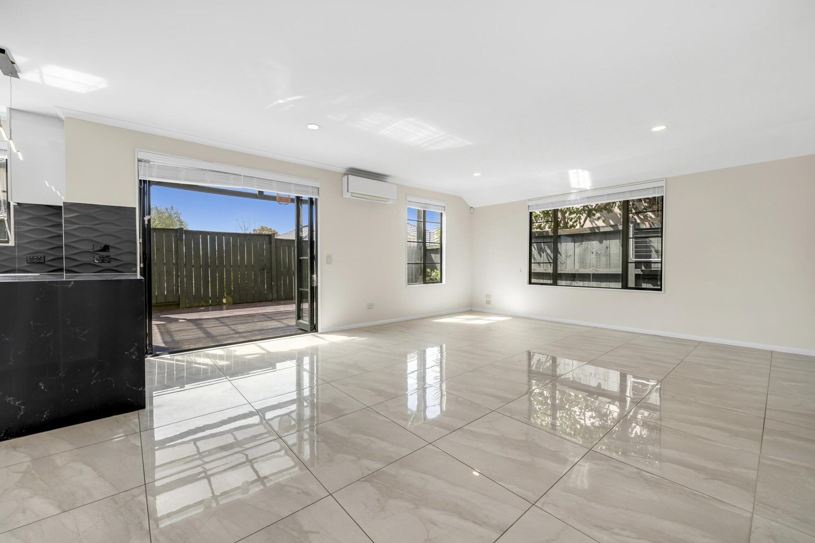 19 Franshell Crescent, East Tamaki, photo 11