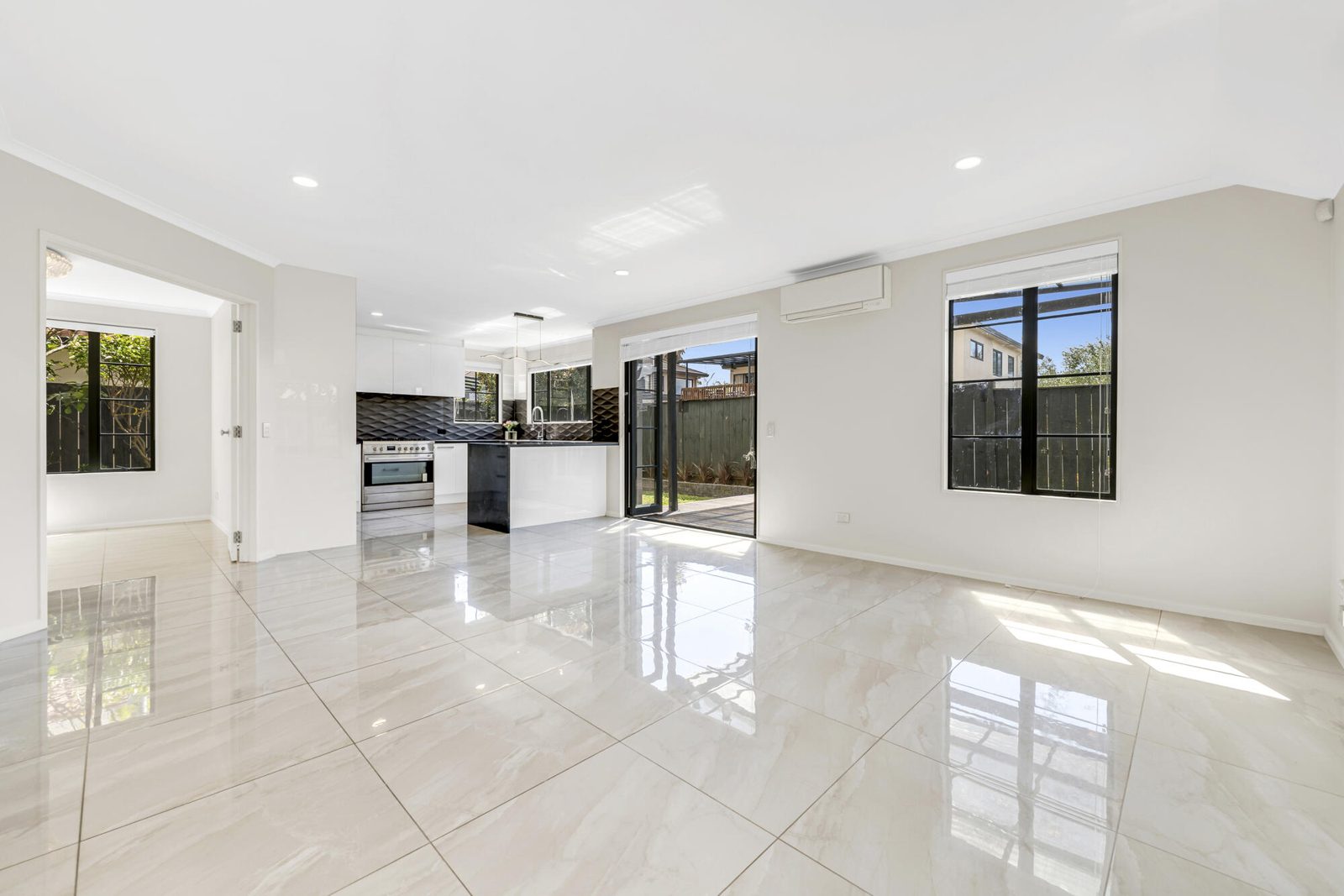19 Franshell Crescent, East Tamaki, photo 9