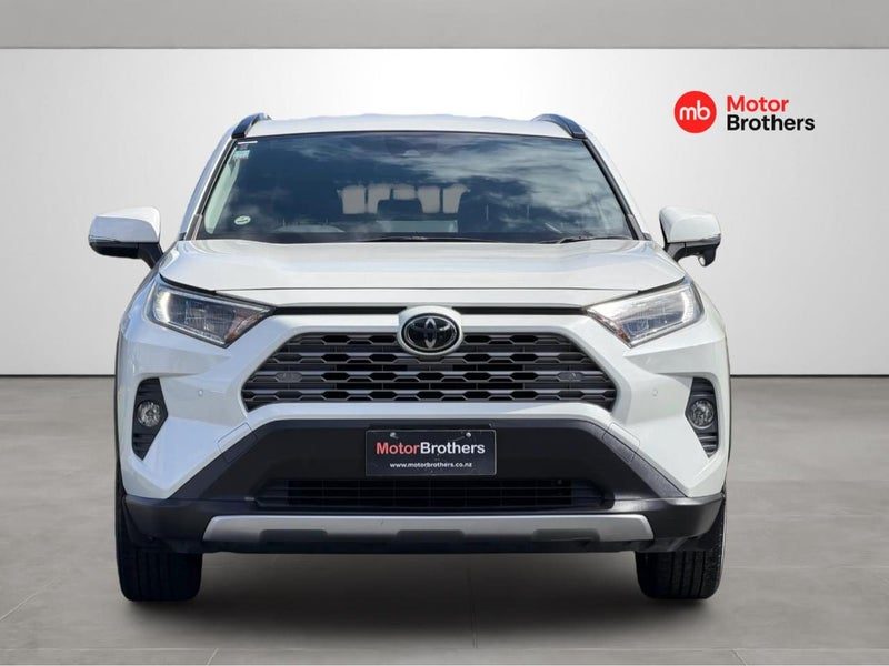 2019 Toyota RAV4 2.0G Leather Package Limited, photo 2